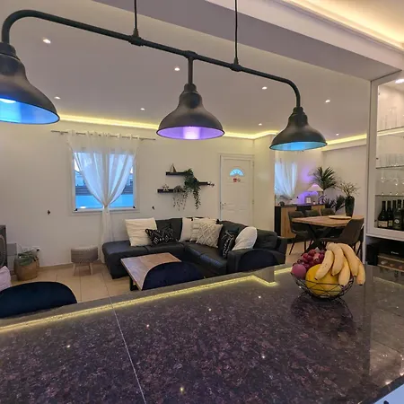 Kalmaro Bungalow, Huge Pool, Lazy Spa, Table * Ajia Napa