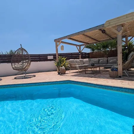 Kalmaro Bungalow, Huge Pool, Lazy Spa, Table Ajia Napa